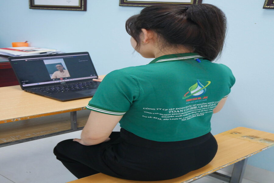 Kiểm tra tiếng online